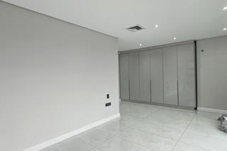 To Let 4 Bedroom Property for Rent in Berea KwaZulu-Natal