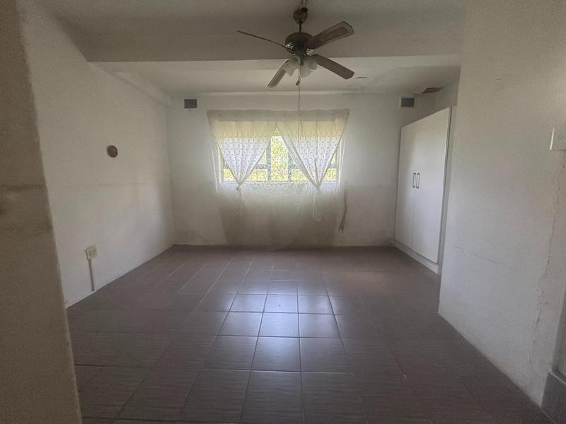 4 Bedroom Property for Sale in Reservoir Hills KwaZulu-Natal