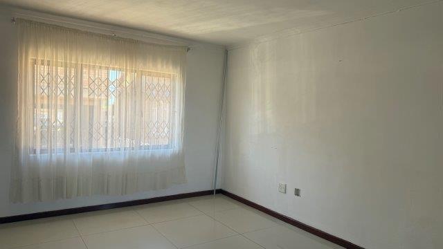 To Let 2 Bedroom Property for Rent in Chatsworth KwaZulu-Natal