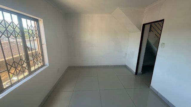 To Let 2 Bedroom Property for Rent in Chatsworth KwaZulu-Natal