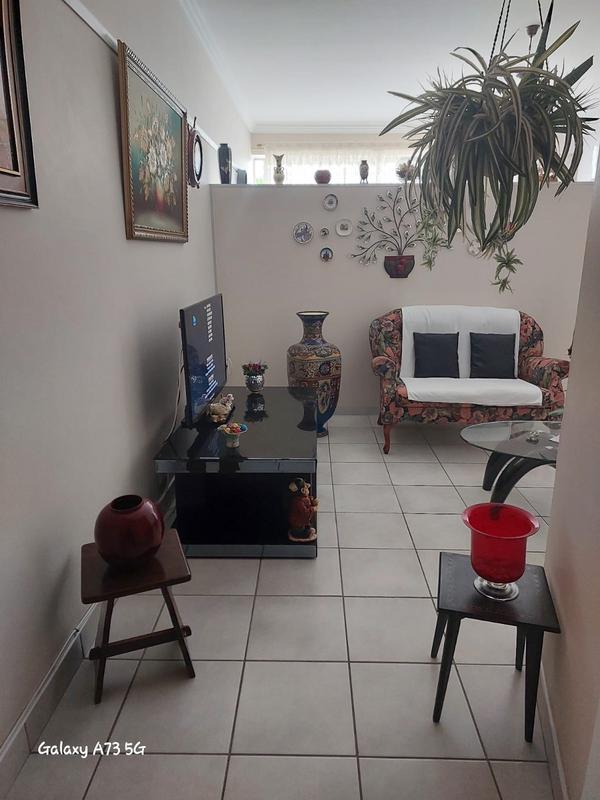 1 Bedroom Property for Sale in North Beach KwaZulu-Natal