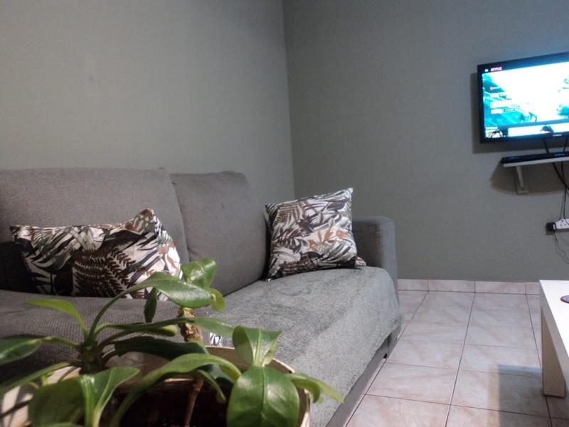 To Let 4 Bedroom Property for Rent in Bluff KwaZulu-Natal