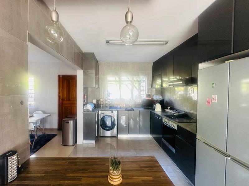 To Let 3 Bedroom Property for Rent in Bluff KwaZulu-Natal