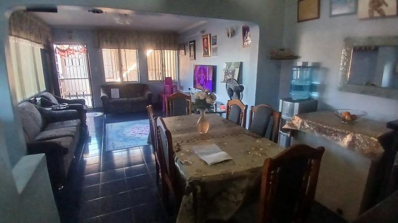 4 Bedroom Property for Sale in Crossmoor KwaZulu-Natal