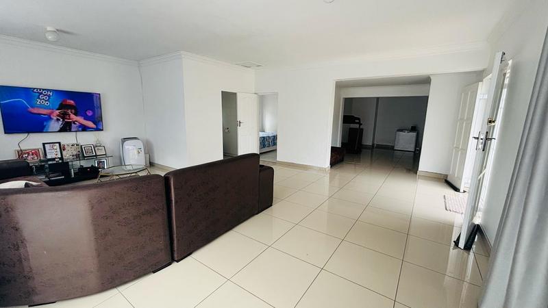 4 Bedroom Property for Sale in Carrington Heights KwaZulu-Natal