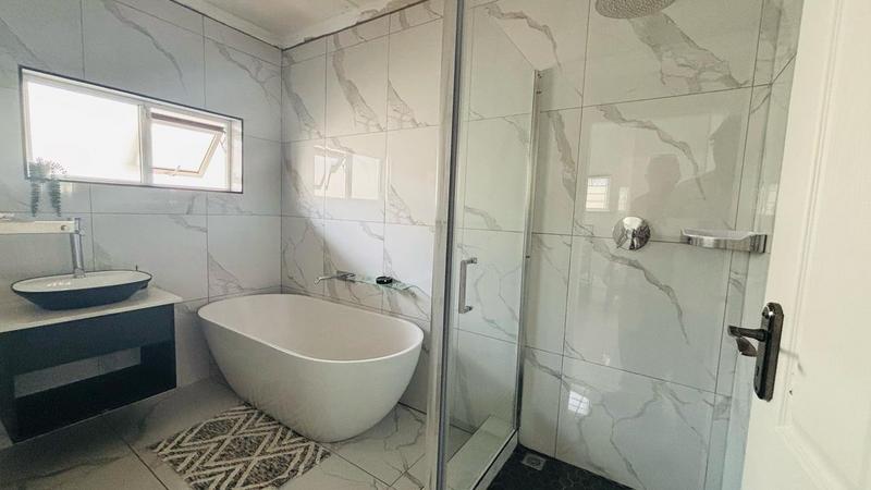 4 Bedroom Property for Sale in Carrington Heights KwaZulu-Natal