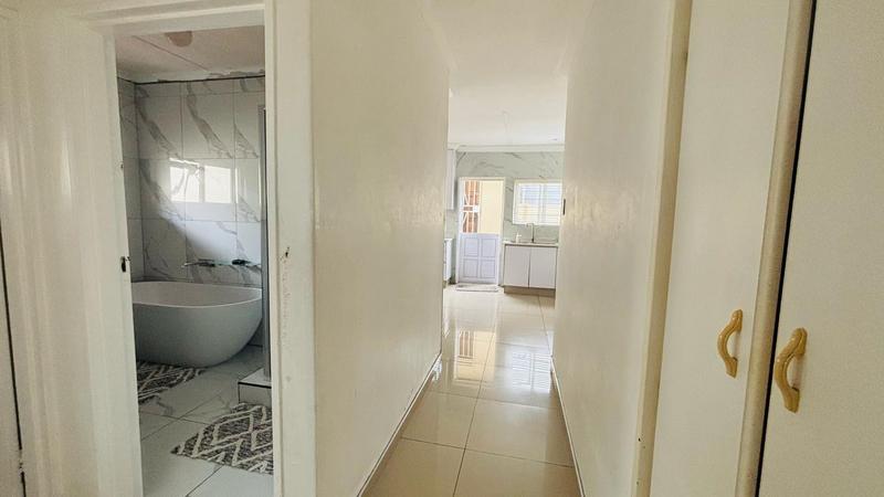 4 Bedroom Property for Sale in Carrington Heights KwaZulu-Natal