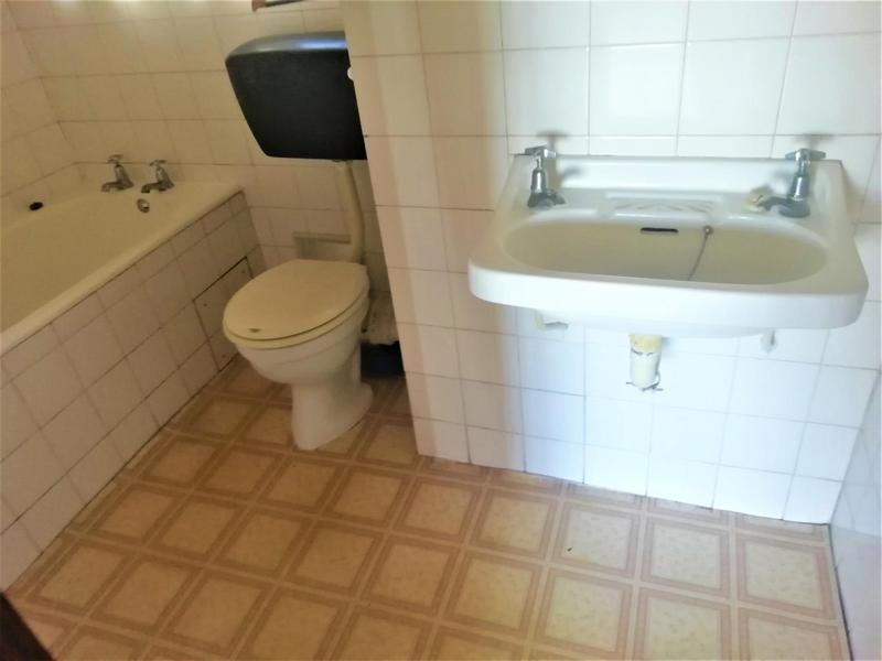 1 Bedroom Property for Sale in Scottburgh KwaZulu-Natal