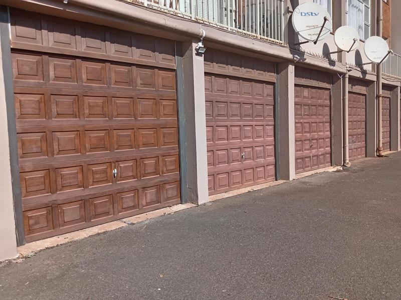 1 Bedroom Property for Sale in Scottburgh KwaZulu-Natal