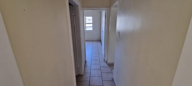 To Let 2 Bedroom Property for Rent in Margate KwaZulu-Natal