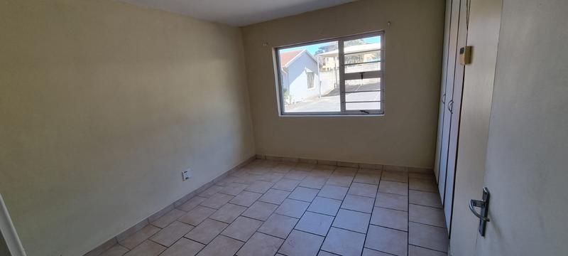 To Let 2 Bedroom Property for Rent in Margate KwaZulu-Natal