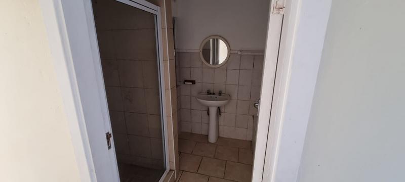 To Let 2 Bedroom Property for Rent in Margate KwaZulu-Natal