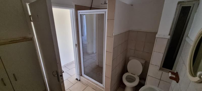 To Let 2 Bedroom Property for Rent in Margate KwaZulu-Natal