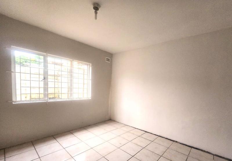 To Let 2 Bedroom Property for Rent in Clare Estate KwaZulu-Natal