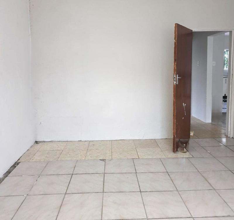 To Let 2 Bedroom Property for Rent in Clare Estate KwaZulu-Natal
