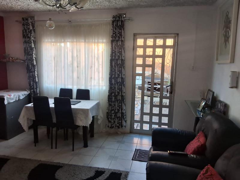 3 Bedroom Property for Sale in Crossmoor KwaZulu-Natal