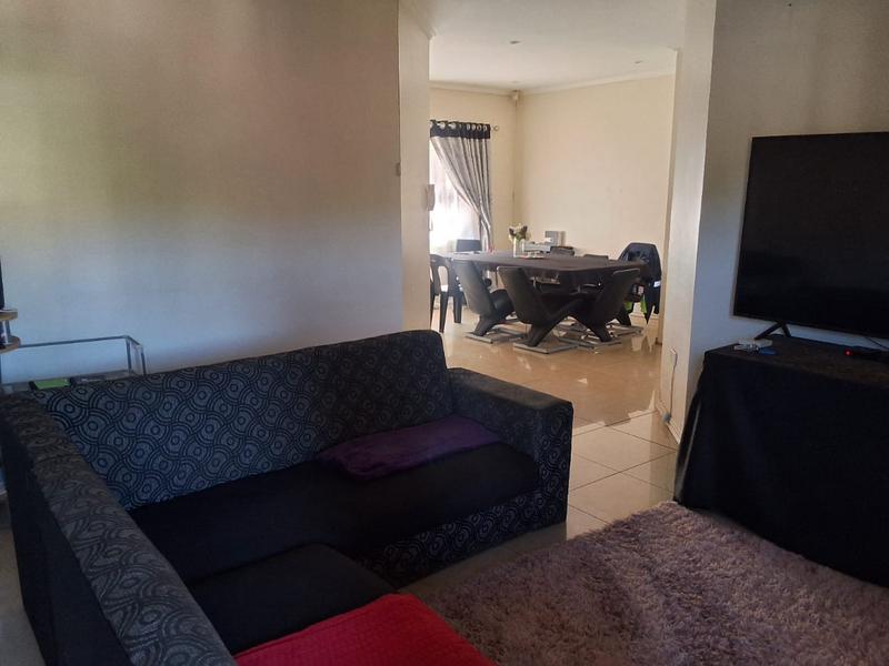3 Bedroom Property for Sale in Northdene KwaZulu-Natal