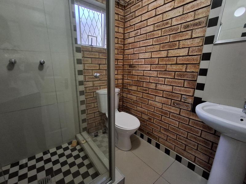 To Let 2 Bedroom Property for Rent in Merebank KwaZulu-Natal