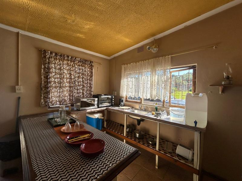 To Let 2 Bedroom Property for Rent in Port Edward KwaZulu-Natal