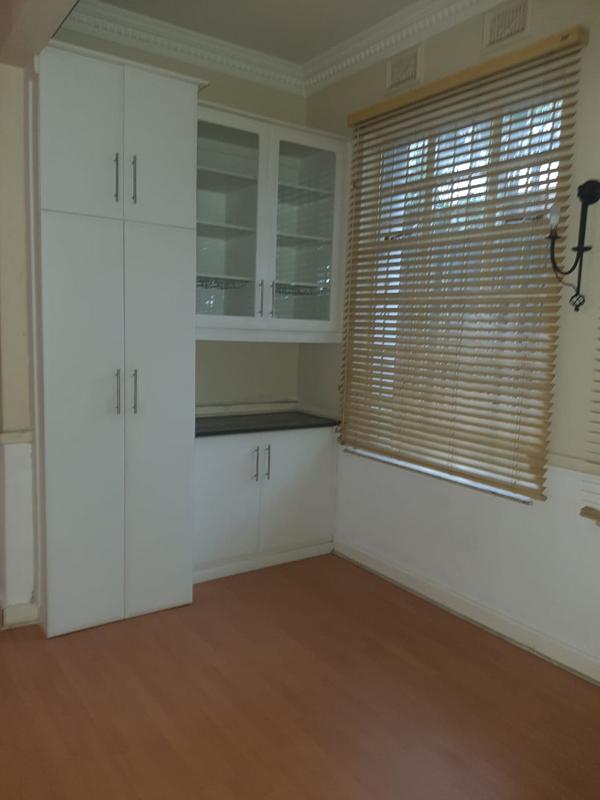 To Let 3 Bedroom Property for Rent in Essenwood KwaZulu-Natal