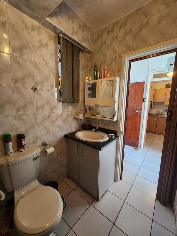 1 Bedroom Property for Sale in North Beach KwaZulu-Natal