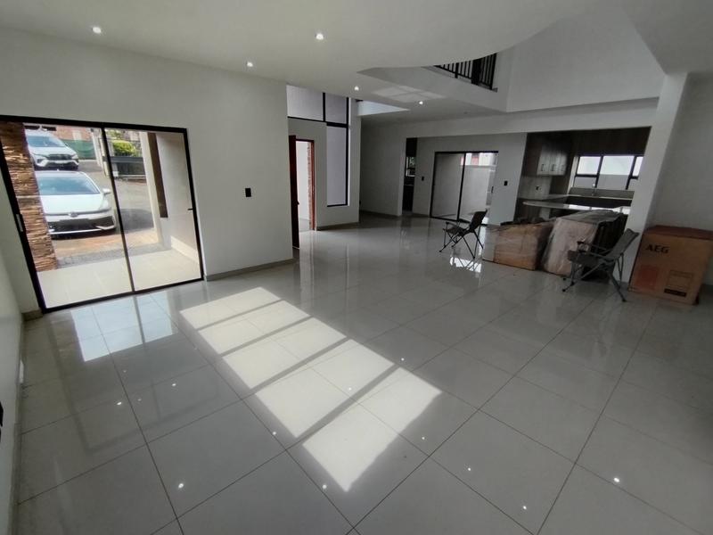 4 Bedroom Property for Sale in Izinga KwaZulu-Natal