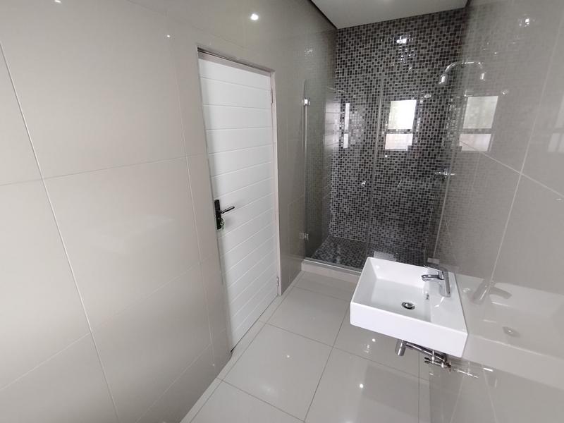 4 Bedroom Property for Sale in Izinga KwaZulu-Natal