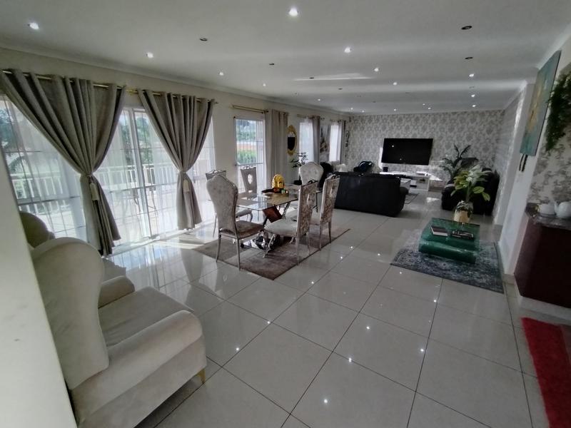 4 Bedroom Property for Sale in Mount Edgecombe Country Estate KwaZulu-Natal