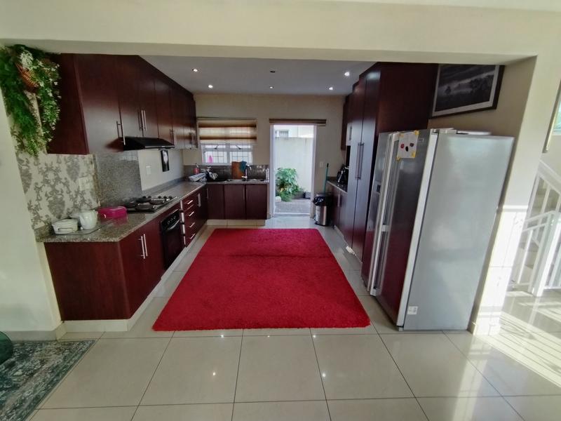 4 Bedroom Property for Sale in Mount Edgecombe Country Estate KwaZulu-Natal