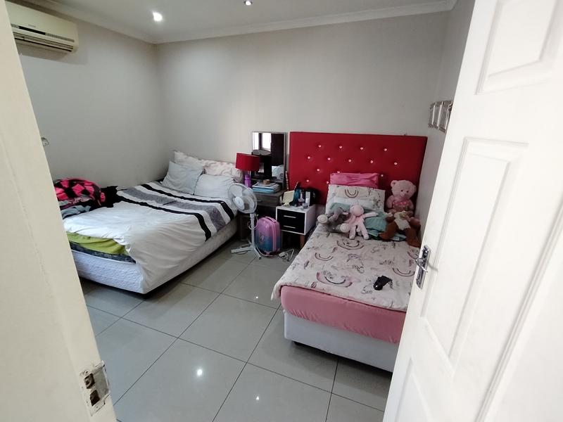 4 Bedroom Property for Sale in Mount Edgecombe Country Estate KwaZulu-Natal