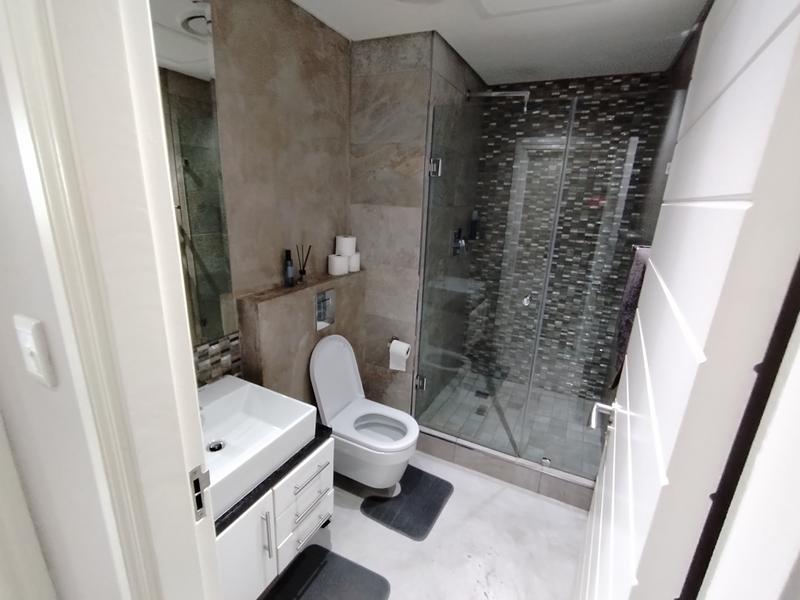 2 Bedroom Property for Sale in Umhlanga KwaZulu-Natal