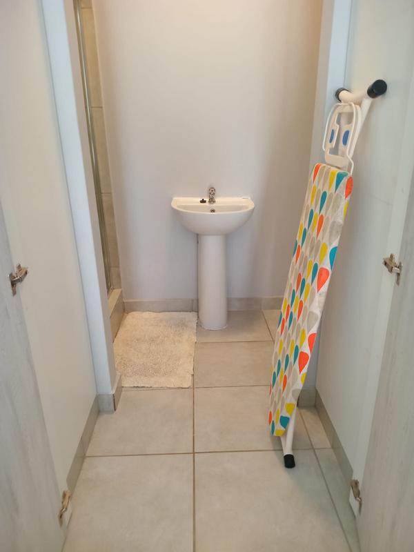 To Let 1 Bedroom Property for Rent in Chase Valley KwaZulu-Natal