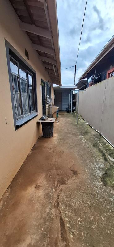 3 Bedroom Property for Sale in Stonebridge KwaZulu-Natal