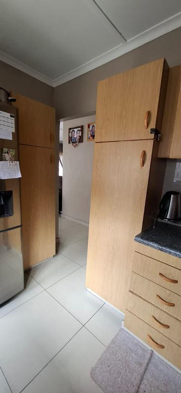 3 Bedroom Property for Sale in Stonebridge KwaZulu-Natal