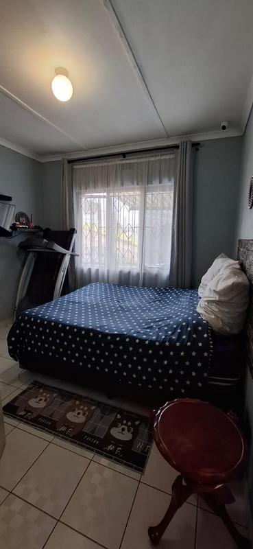 3 Bedroom Property for Sale in Stonebridge KwaZulu-Natal