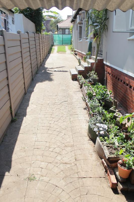 To Let 2 Bedroom Property for Rent in Glenwood KwaZulu-Natal