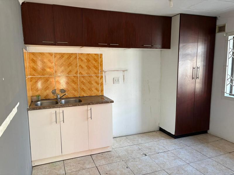 To Let 1 Bedroom Property for Rent in Sunford KwaZulu-Natal
