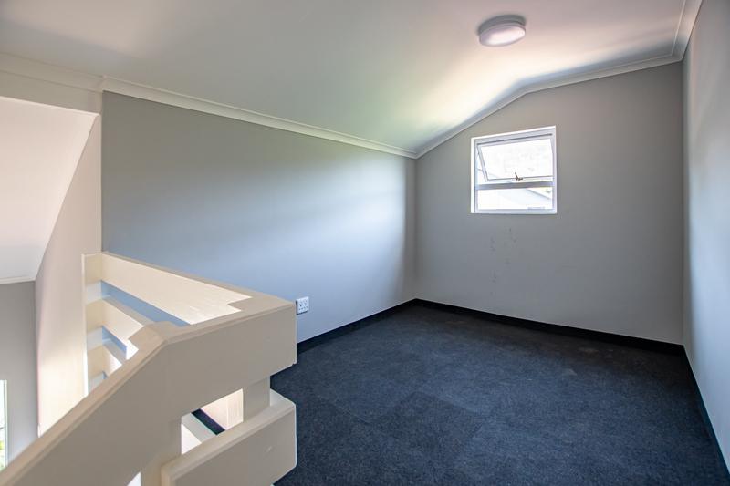 To Let 1 Bedroom Property for Rent in Chase Valley KwaZulu-Natal