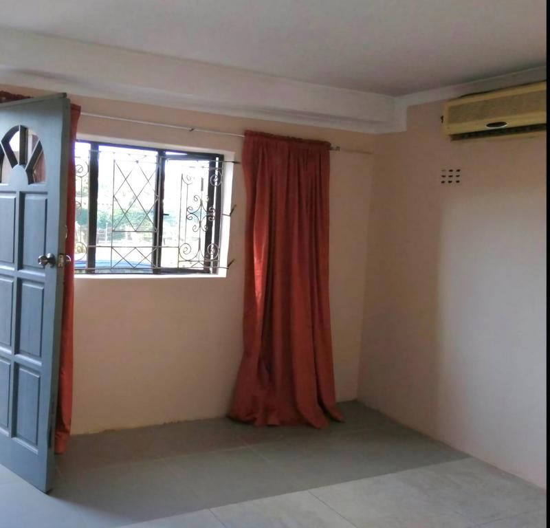 To Let 2 Bedroom Property for Rent in Overport KwaZulu-Natal