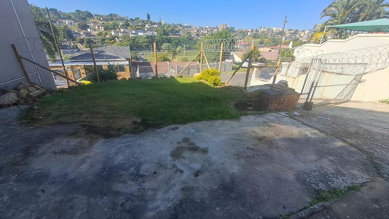 2 Bedroom Property for Sale in Overport KwaZulu-Natal