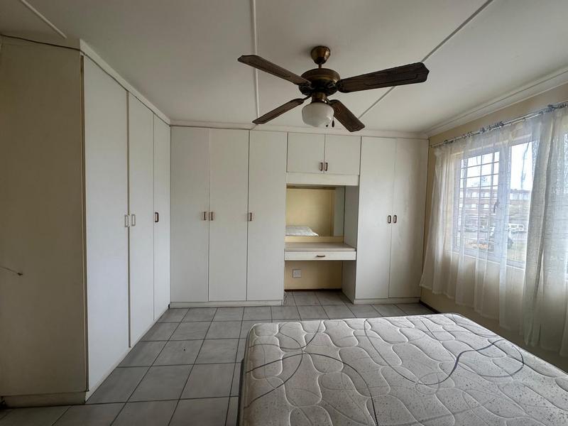2 Bedroom Property for Sale in Woodlands KwaZulu-Natal
