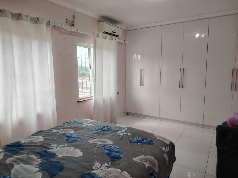 3 Bedroom Property for Sale in Pinetown KwaZulu-Natal