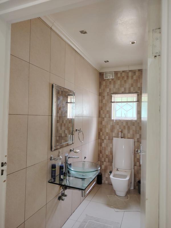 3 Bedroom Property for Sale in Pinetown KwaZulu-Natal