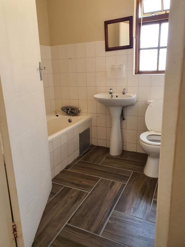 To Let 2 Bedroom Property for Rent in Meer En See KwaZulu-Natal