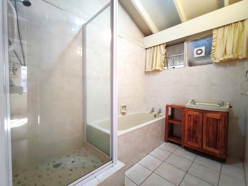 4 Bedroom Property for Sale in Scottsville KwaZulu-Natal
