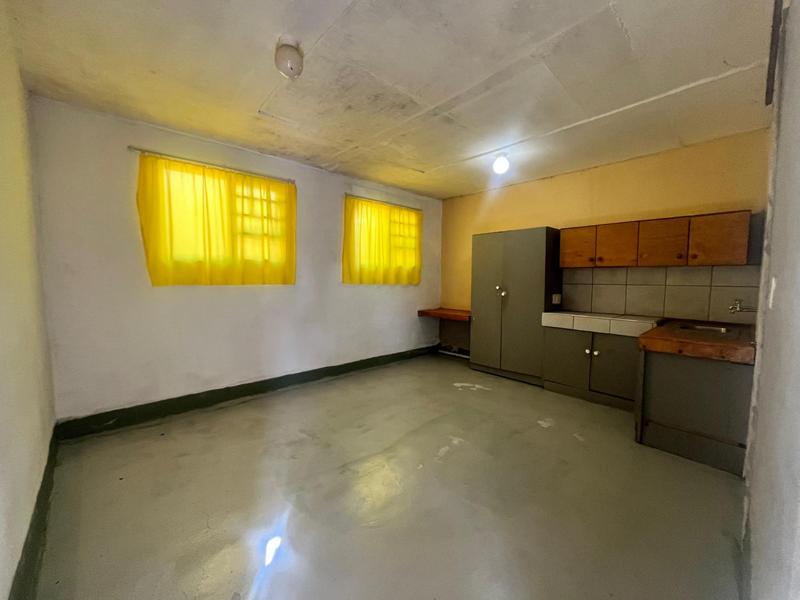 1 Bedroom Property for Sale in Margate KwaZulu-Natal