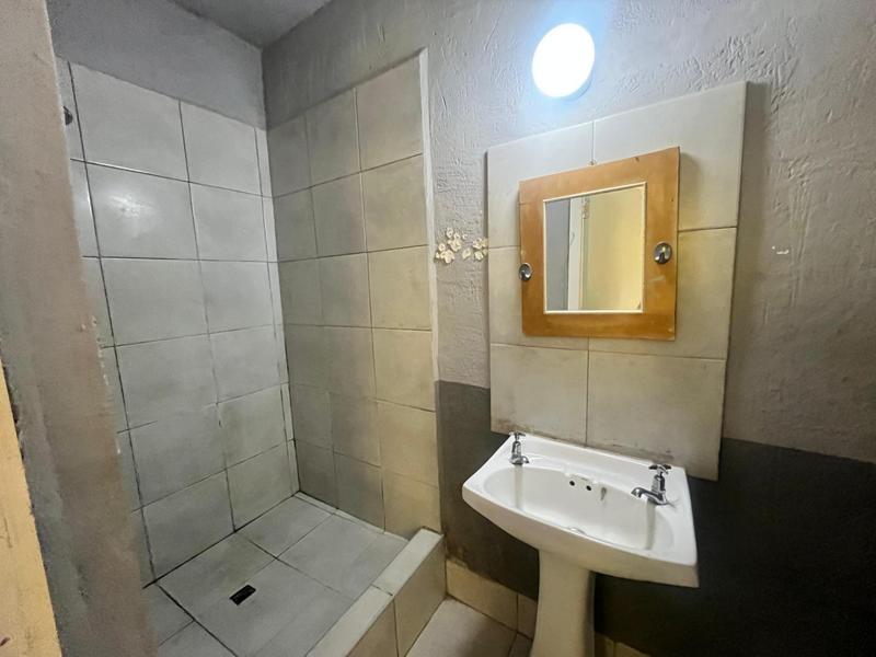 1 Bedroom Property for Sale in Margate KwaZulu-Natal