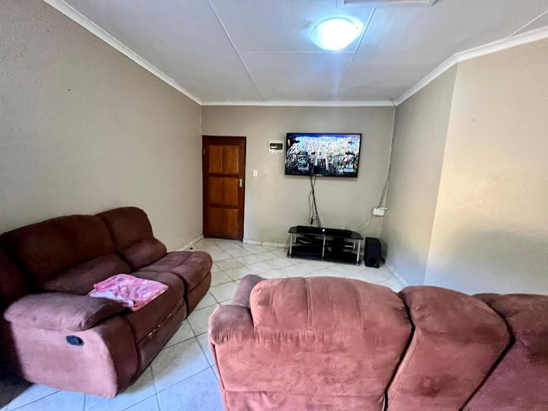 To Let 4 Bedroom Property for Rent in Ramsgate KwaZulu-Natal