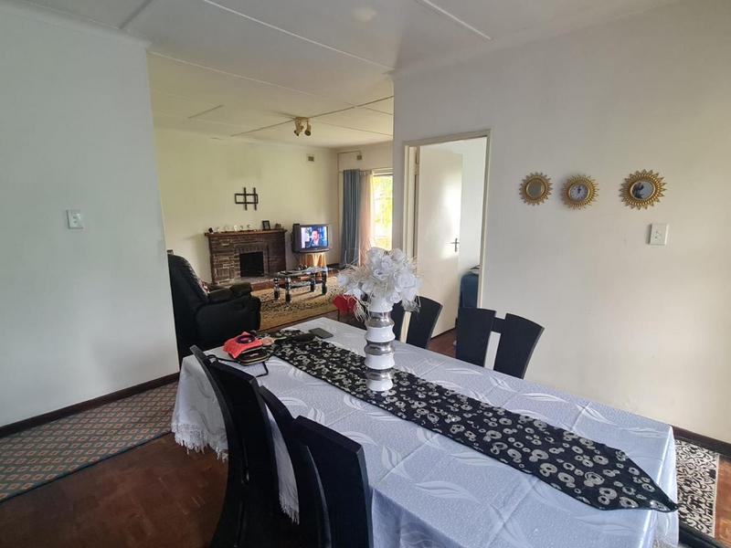 To Let 4 Bedroom Property for Rent in Farningham Ridge KwaZulu-Natal