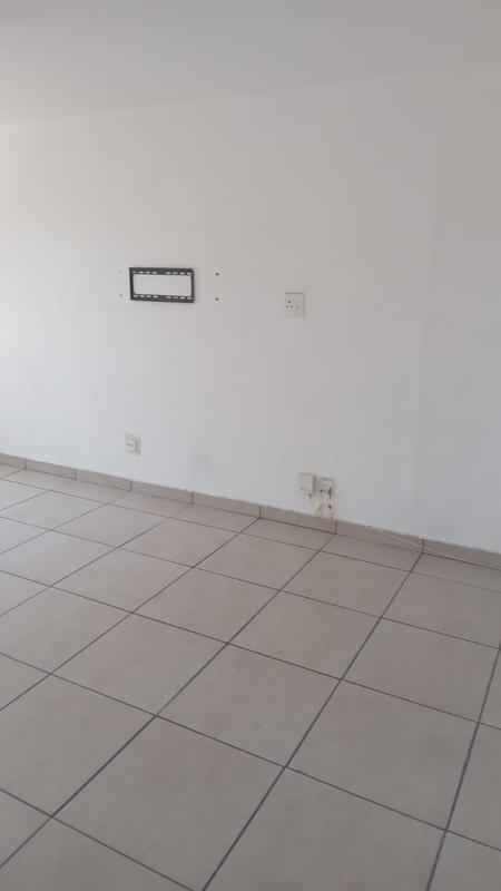 To Let 2 Bedroom Property for Rent in Pinetown KwaZulu-Natal